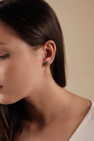 Brinco Ponto de Luz Turmalina 5 mm Ródio Branco