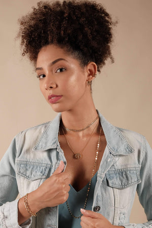 Choker Folhas Vazadas Banhado a Ouro 18K