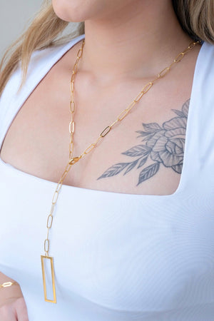 Gargantilha Longa Elos Pingente Retangular Vazado Banhado a Ouro 18K