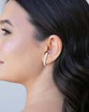 Ear Hook Sete Zircônias Cravejadas Cristal Banhado a Ouro 18K