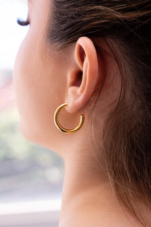 Brinco Argola Tubo Liso 2.2 cm Banhado a Ouro 18K