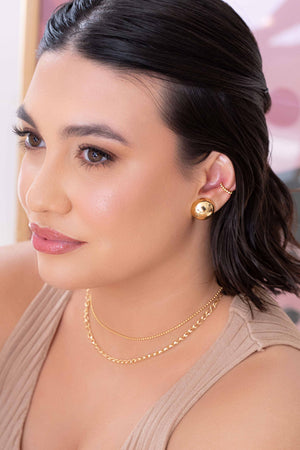 Brinco Meia Bola Lisa Tamanho M Banhado a Ouro 18K