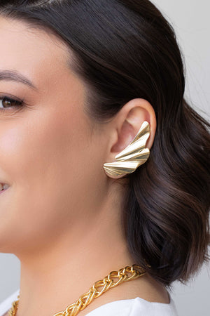 Ear Cuff Asa Lisa Banhado a Ouro 18K