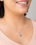 Gargantilha Detalhes Pingente Redondo Ponto de Luz Ródio Branco