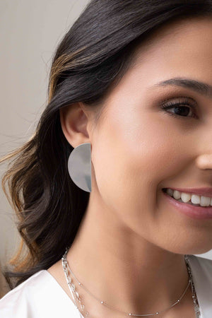 Brinco Leque Liso Ródio Branco