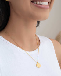 Gargantilha Veneziana com Pingente Redondo Liso Banhado a Ouro 18K - 45 cm