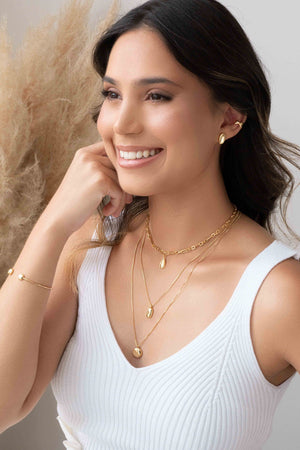 Brinco Oval Liso 1.2 cm Banhado a Ouro 18K