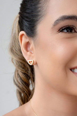Brinco Coração Vazado Cravejado Cristal Banhado a Ouro 18K