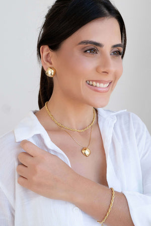 Brinco Quadrado Abaulado Liso Banhado a Ouro 18K