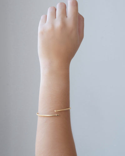 Bracelete Mola Regulável Banhado a Ouro 18K