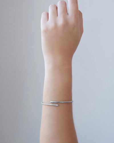 Bracelete Mola Regulável Ródio Branco