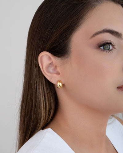 Brinco Argola de Pressão Lisa 1.3 cm  Banhado a Ouro 18K