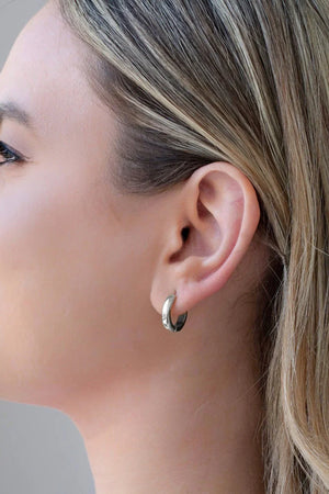 Brinco Argola Lisa 1.5 cm Ródio Branco