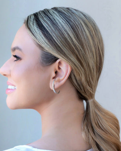 Ear Hook Dois Filetes Liso Ródio Branco