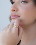 Anel Ajustável Abaulado Liso Tamanho M Banhado a Ouro 18K