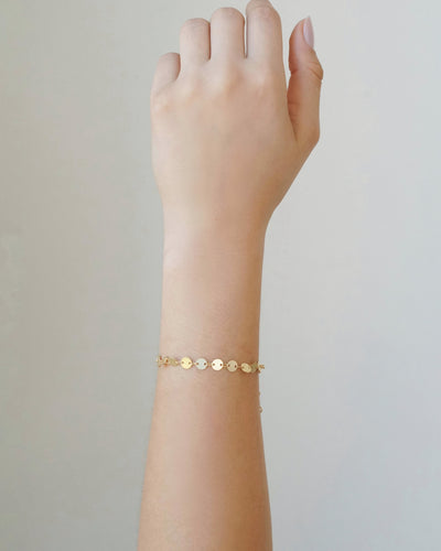 Pulseira Plaquinhas Redondas Flat 6 mm Banhado a Ouro 18K