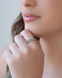 Anel Ajustável Cravejado Cristal Tamanho M Ródio Branco