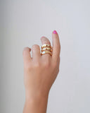 Anel Ajustável Três Filetes Liso Tamanho M Banhado a Ouro 18K