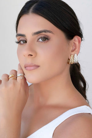 Brinco Argola Orgânica 2.7 cm Banhado a Ouro 18K