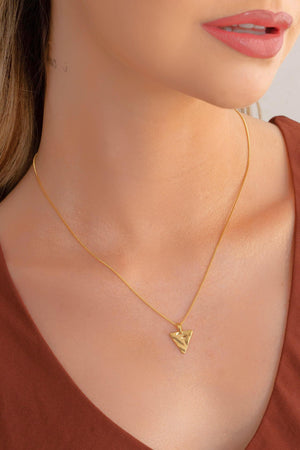 Gargantilha Veneziana Triângulo Orgânico Banhado a Ouro 18K