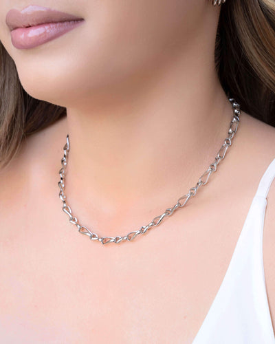 Choker Elos Torcidos Ródio Branco - 31 cm