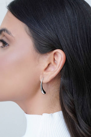 Brinco Passante Gota Lisa Ródio Branco