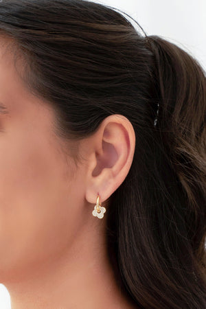 Brinco Argola Click Flor Cravejado Zircônia 1.7 cm Banhado a Ouro 18K