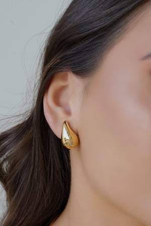 Brinco Gota Lisa 2.3 cm Banhado a Ouro 18K