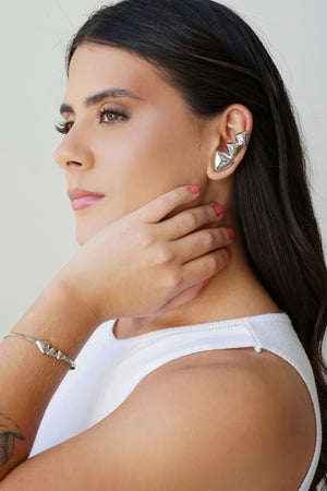 Ear Cuff Triângulos Lisos Ródio Branco