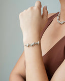 Pulseira Cascalhos Lisos Fecho Gravata Ródio Branco