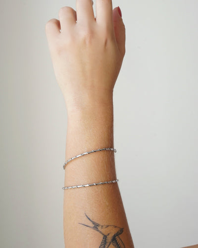 Bracelete Espiral 2 mm Ródio Branco