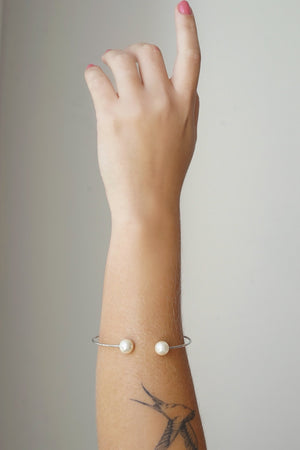 Bracelete Pérolas Ródio Branco