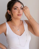 Ear Hook Liso Ponto de Luz Cravação Inglesa Ródio Branco