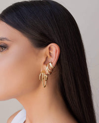 Piercing 3 Filetes Detalhes Banhado a Ouro 18K