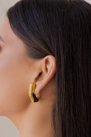 Ear Hook Geométrico Liso 3.2 cm Banhado a Ouro 18K