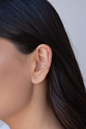 Piercing Fio Ponto de Luz Zircônia Banhado a Ouro 18K