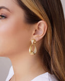 Brinco Gota Torcida Cravejada Cristal 4.1 cm Banhado a Ouro 18K