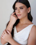 Ear Hook Ponto de Luz Cravejado Cristal 2.5 cm Banhado a Ouro 18K