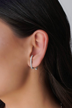 Ear Hook Ponto de Luz Cravejado Cristal 2.5 cm Ródio Branco