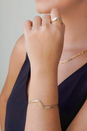 Anel em V Liso Tamanho 25 Banhado a Ouro 18K