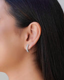 Ear Hook Cravejado 1.9 cm Cristal Ródio Branco