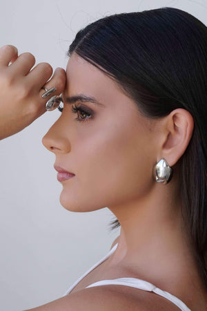 Brinco Abaulado Liso 2.8 cm Ródio Branco