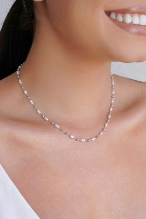 Choker Pérolas e Bolinhas Ródio Branco - 33 cm