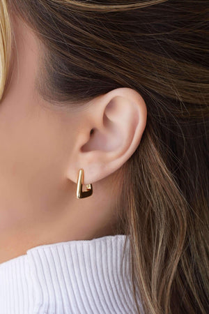 Brinco Argola Triangular Lisa 1.6 cm Banhado a Ouro 18K