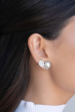 Brinco Redondo Liso com Detalhe Ródio Branco