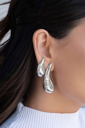 Brinco Gota Lisa 3.3 cm Ródio Branco