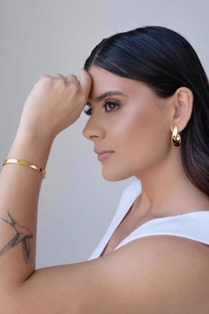 Brinco Argola Torcida 3.1 cm Banhado a Ouro 18K
