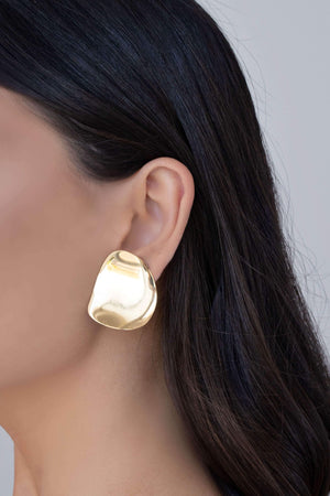 Brinco Oval Liso Amassado Banhado a Ouro 18K