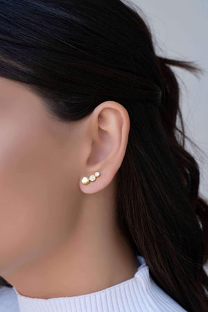 Ear Cuff Redondo Cravejado Cristal Banhado a Ouro 18K