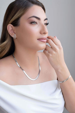 Ear Hook Dois Filetes Lisos 2.5 cm Ródio Branco